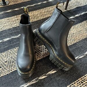 Dr Marten AUDRICK NAPPA leather Platefom Chelsea Boot